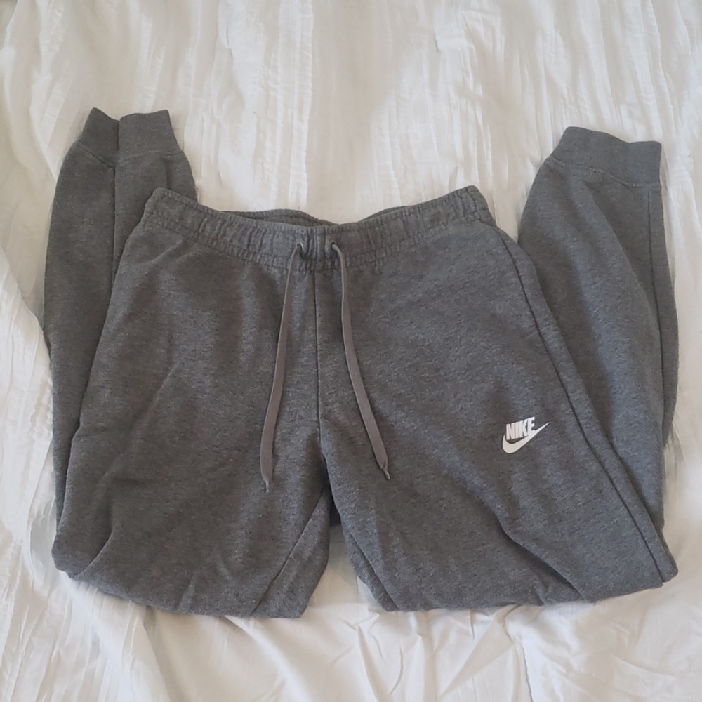 NIKE JOGGERS